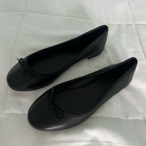 Banana Republic Black Flats